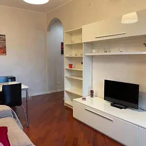 Via Adriano Affitti Brevi Italia Milano
